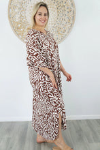 Load image into Gallery viewer, Sundrenched Long Kaftan Dress Asmat Brown & White. One Size Fits All.