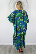 Load image into Gallery viewer, Sundrenched &#39;Sabai&#39; Royal Blue &amp; Green Long Kaftan.  One Size Fits All.
