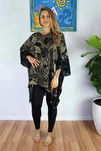 Load image into Gallery viewer, Betelnut Black/Stone Kaftan Top. One Size Fits All.