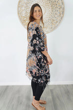 Load image into Gallery viewer, Kaftan Top Kediri Apricot. One Size Fits All.