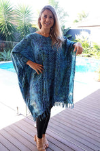 Load image into Gallery viewer, Malteze Navy Print Kaftan Top. One Size Fits All.