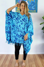 Load image into Gallery viewer, Kaftan Top Taro Floral Blue. One Size Fits All.