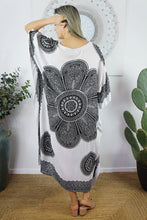 Load image into Gallery viewer, Sundrenched Crown Mandala white &amp; black kaftan with bling.  One Size Fits All.
