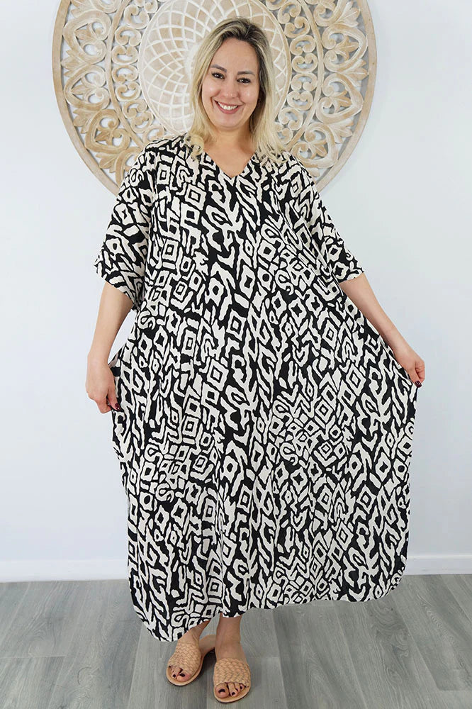 Sundrenched Long Kaftan Dress Asmat Black & White.  One Size Fits All.