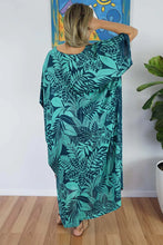 Load image into Gallery viewer, Sundrenched Betelnut Navy/Mint Long Kaftan Dress.  One Size Fits All.
