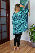 Load image into Gallery viewer, Betelnut Navy/Mint Kaftan Top.  One Size Fits All.
