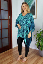 Load image into Gallery viewer, Betelnut Navy/Mint Kaftan Top.  One Size Fits All.
