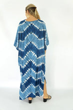 Load image into Gallery viewer, Sundrenched Culture Tie Dye navy &amp; white long kaftan.  One Size Fits All.
