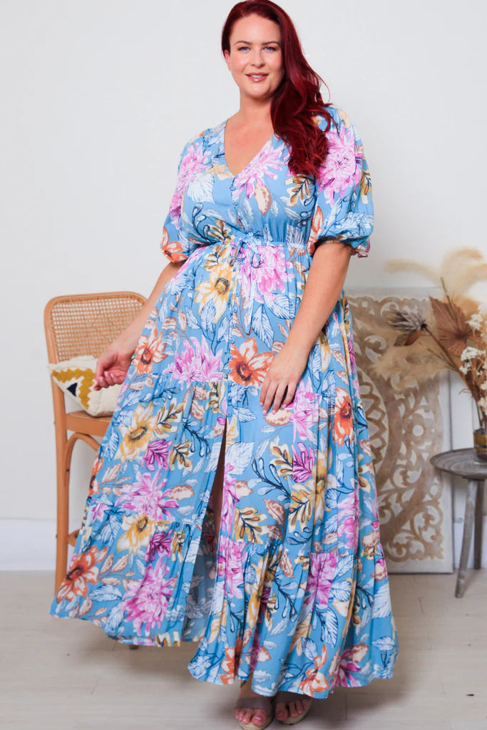 Salty Palm Beautiful Floral Long Curve Dress.  Plus sizes.  Size 16.