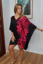 Load image into Gallery viewer, Vibrant Palm Frond pink kaftan top.  One size fits all.
