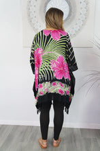 Load image into Gallery viewer, Colourful &amp; vibrant Waikiki Pink kaftan top.  One size fits all.
